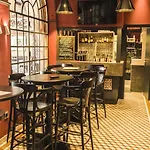 Hotell Chateau De La Motte 3*