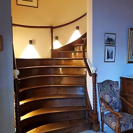 Ξενοδοχείο Logis - Chateau De La Motte - & Restaurant Liessies