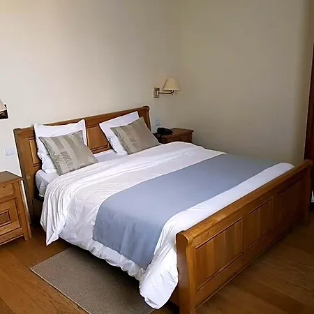 Ξενοδοχείο Logis - Chateau De La Motte - & Restaurant 3*