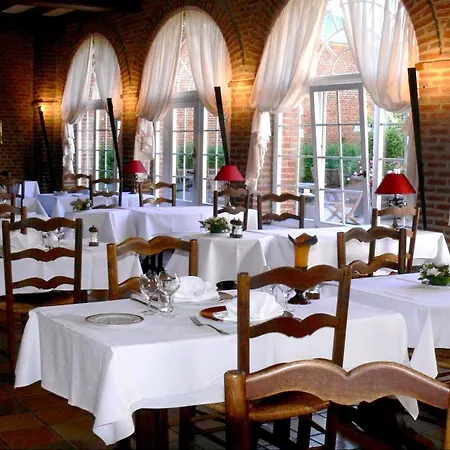 Logis - Chateau De La Motte - & Restaurant
