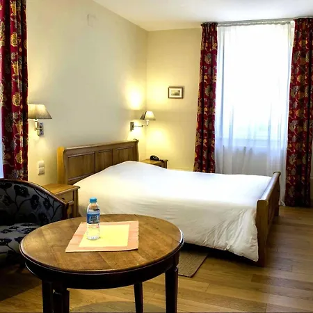 Logis - Château De La Motte - Hôtel&restaurant Liessies