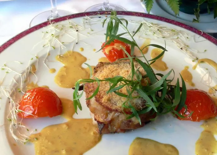Logis - Chateau De La Motte - & Restaurant 3*