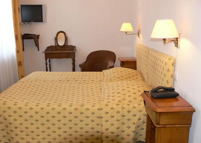 Logis - Chateau De La Motte - & Restaurant 3*